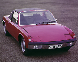 914