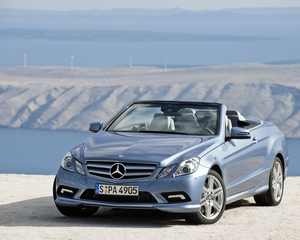 E 300 BlueEfficiency Cabriolet Avangarde