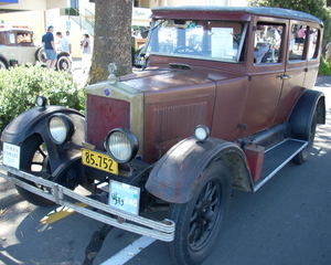 Cowley 1500 Saloon