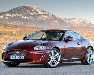 XK Coupe 5.0 V8 S