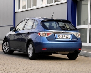 Impreza 1.5R Active Automatic