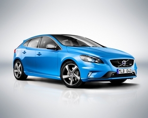 V40 T4 R-Design Momentum