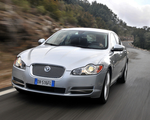 XF 3.0D V6 Premium Luxury