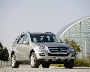 ML350 BlueTec 4Matic 4x4