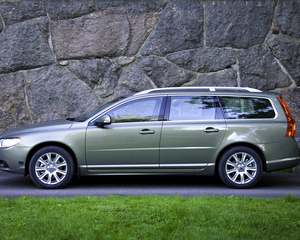 V70 T4 Kinetic Powershift Geartronic