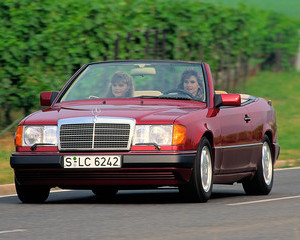 300 CE-24 Cabriolet