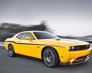 Challenger SRT8 392 Yellow Jacket