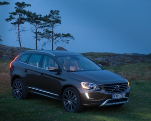 XC60 D4 FWD R-Design Momentum Geartronic