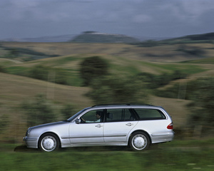 E 200 Kompressor Station Wagon