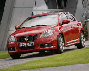 Kizashi Sport GTS FWD