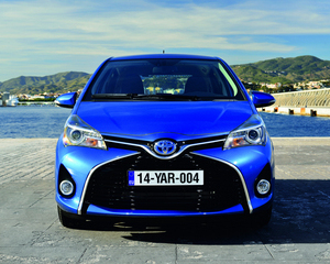 Yaris 1.3 VVT-i Active