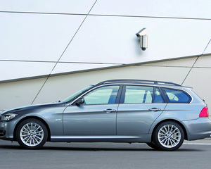 330d Touring Edition Sport xDrive Automatic