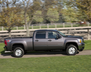 Sierra Crew Cab 2WD XFE Short Box