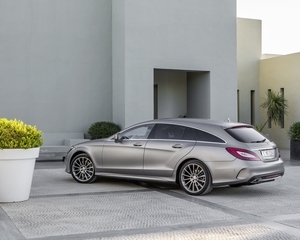 CLS Shooting Brake