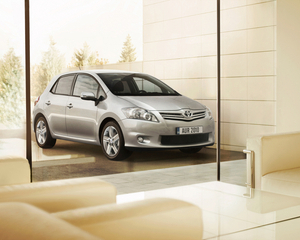 Auris 1.4 D-4D Life