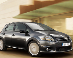 Auris 2.0 D-4D Executive