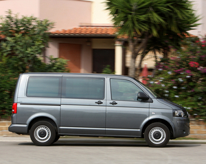 T5 Caravelle 2.0 TDI Bluemotion Technology Trendline short