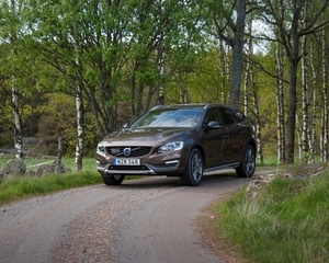 V60 Cross Country D4 AWD Kinetic Geartronic