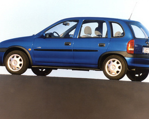 Corsa 1.6 GSi