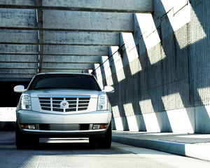 Escalade 2WD Hybrid Platinum Edition