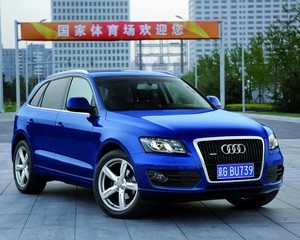 Q5 3.2 FSI SE