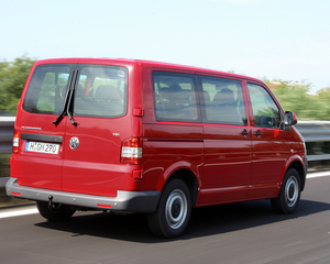 T5 Caravelle 2.0 TDI Bluemotion Technology Trendline long