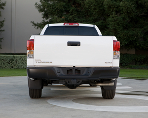 Tundra Grade Regular Cab 4X2  5.7L