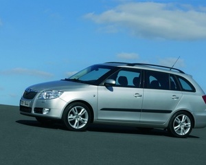 Fabia Break 1.6 Elegance Automatic