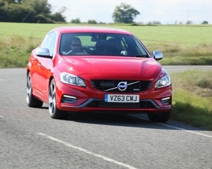 S60 D5 R-Design Momentum Powershift