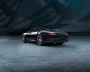 911 Carrera 4 Cabriolet Black Edition PDK