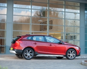 V40 Cross Country T3 Summum