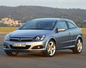 Astra GTC 1.7 CDTI 6-speed