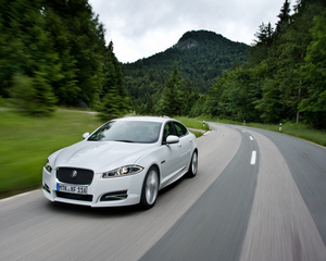 XF 3.0 V6 D Automatic