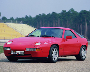 928 S4 Automatic