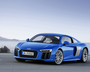 R8 V10