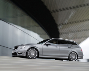 C 63 AMG Estate Performance Package