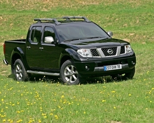 Navara 4x4  LE Premium Hi-Tech