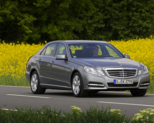 E 200 NGT BlueEfficiency Avangarde Automatic