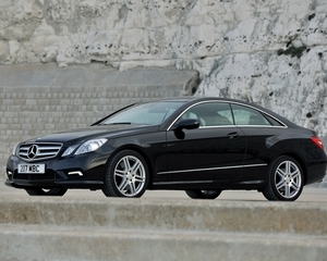 E 200 CGI BlueEfficiency Coupé Avantgarde