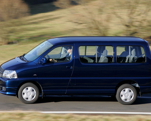 Hiace Pass Executive