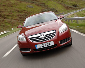 Insignia Saloon 1.8 VVT Exclusiv