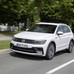 Volkswagen Tiguan 2.0 TDI DSG R-Line vs Volkswagen Tiguan 2.0 TDI DSG 4Motion R-Line