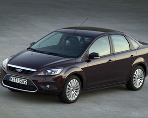 Focus 1.6i Saloon Automatic