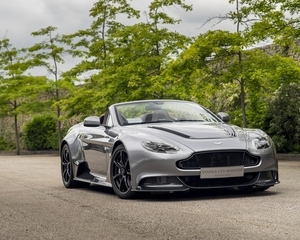 Vantage GT12 Roadster