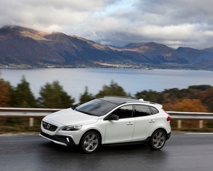 V40 Cross Country D4 VED Summum Geartronic