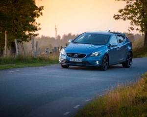 V40 T2 R-Design Geartronic