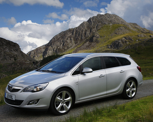 Astra Sports Tourer 1.6 Exclusiv Automatic