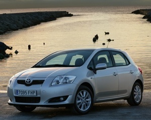 Auris 1.4 D-4D Sol