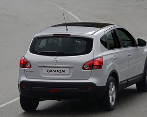 Qashqai 1.5dCi 4x2 Tekna Premium + Pele