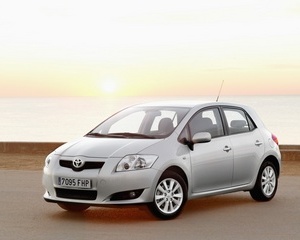 Auris 2.0 D-4D Sol